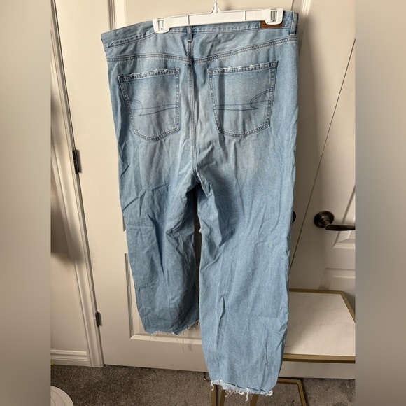 American Eagle | Supee Distressed Skater Baggy Jeans | Size 18 - Picture 5 of 6